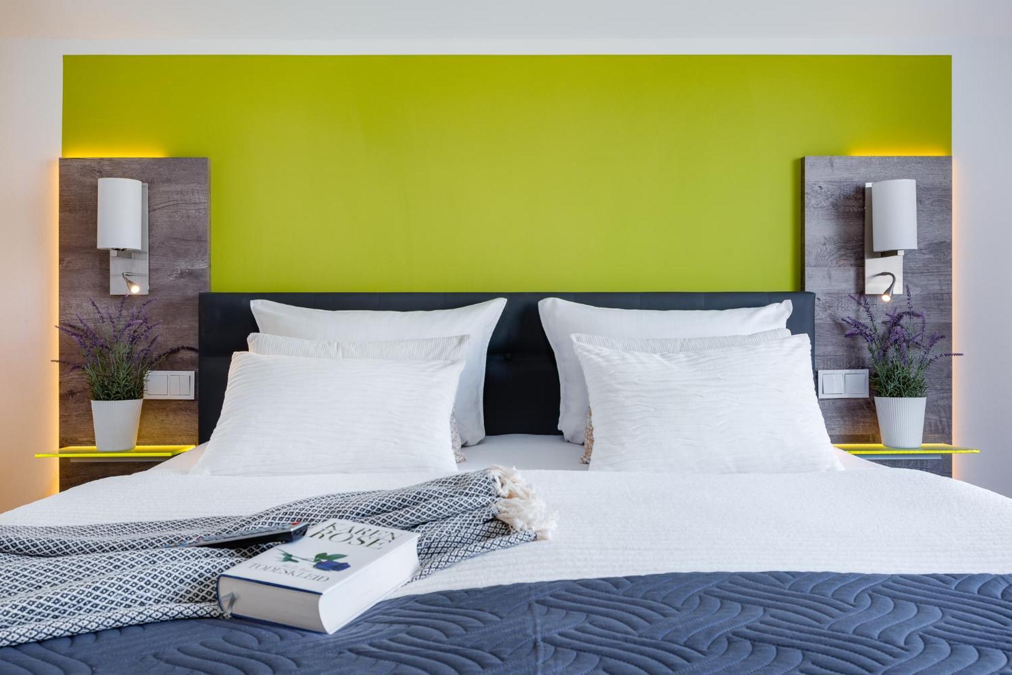 Fewo Kapitaen James Cook By Seeblick Ferien Oro, Wasserbett, E-Ladesaeule, 奥尔本尼兹 外观 照片